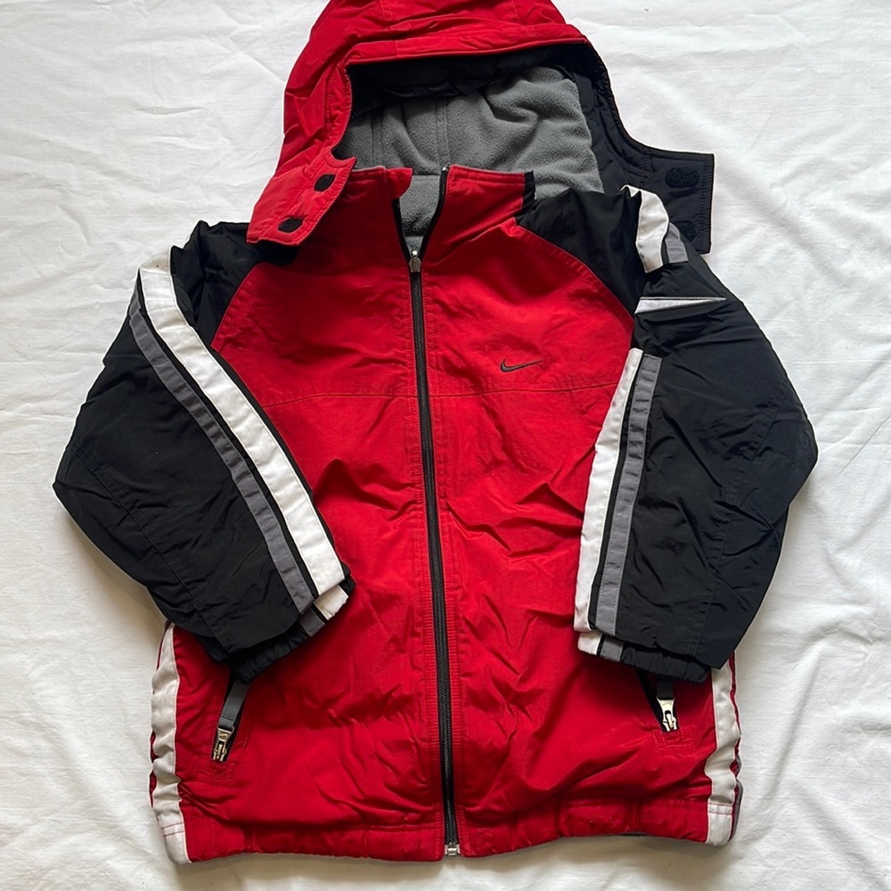 NIKE REVERSIBLE FLEECE/WINDBREAKER JACKET SIZE SMALL